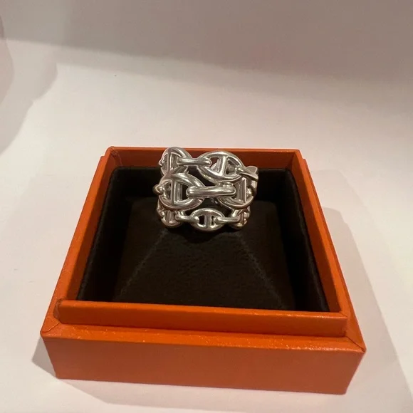 【華美★】HERMES Chaine d‘Andre Enchaineeミディアムモデル Chaine d'ancre Enchainee bracelet, medium model | Hermès USA